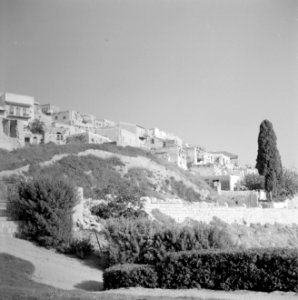 Gezicht op de bebouwing van de Mount Canaan bij Safad (Safed), Bestanddeelnr 255-3979 photo