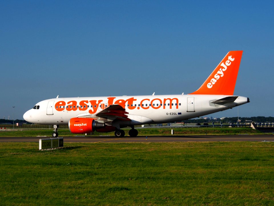 G-EZGL easyJet Airbus A319-111 - cn 4744 pic3
