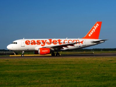 G-EZGL easyJet Airbus A319-111 - cn 4744 pic2