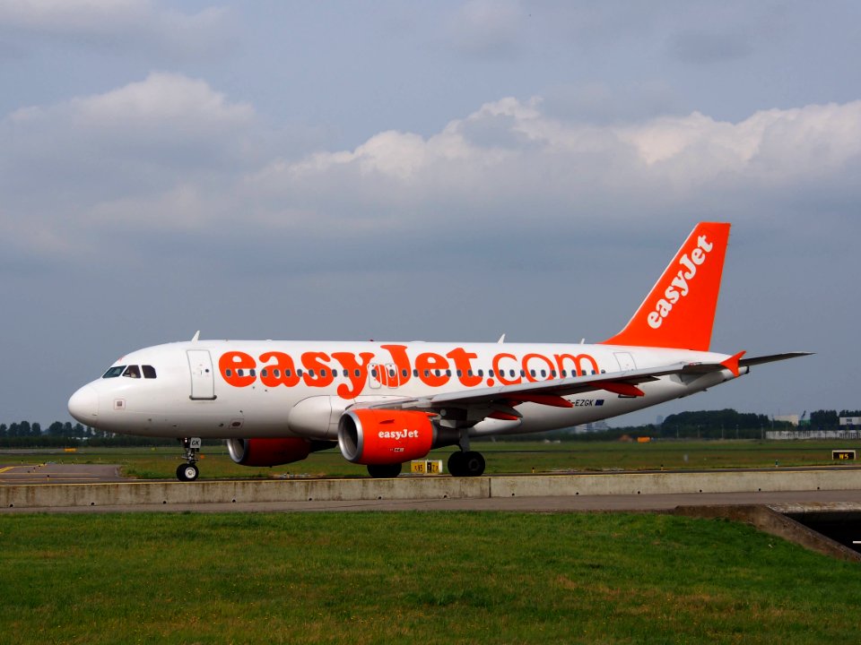 G-EZGK easyJet Airbus A319-111 - cn 4717 pic4