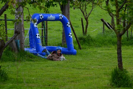 Play goal cheerful