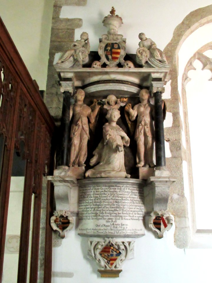 Gethin memorial, Hollingbourne 01