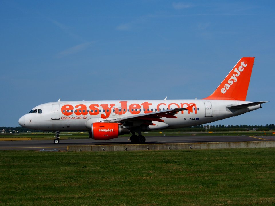G-EZAA easyJet Airbus A319-111 - cn 2677 pic3