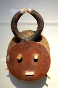 Gold Dance Mask, Cote d'Ivoire, Baule people, 1950s, wood, paint, stain - Chazen Museum of Art - DSC01755