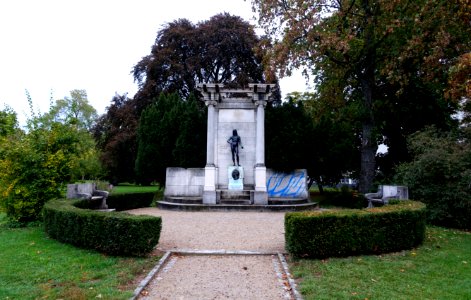 Goethe-Denkmal by Ludwig Habich in Herrngarten, Darmstadt, Germany - DSC09784