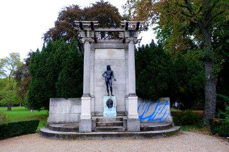 Goethe-Denkmal by Ludwig Habich in Herrngarten, Darmstadt, Germany - DSC09786