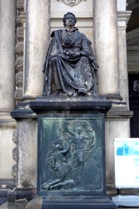 Goethe by Ernst Friedrich August Rietschel - Semperoper, Dresden - DSC07845