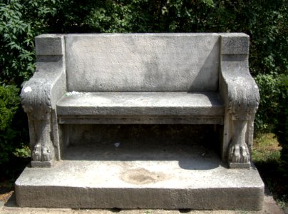 Goethe-Denkmal, Herrengarten, Darmstadt, Rechte Bank