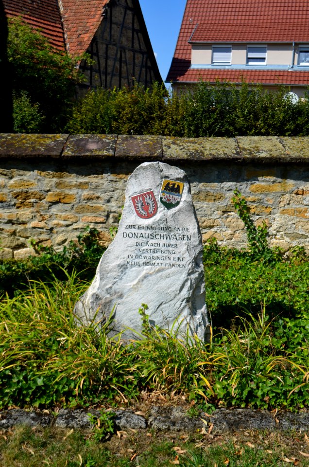 Gomaringen, Friedhof, Vertriebenendenkmal