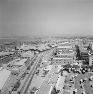 Goederentreinen en spoor bij de haven, Bestanddeelnr 255-2130