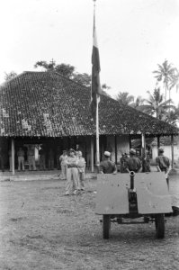 Gombong Te Gombong werden 8 KNIL-officieren, ingedeeld bij Inf. V (Andjing Nica, Bestanddeelnr 1543-1-2