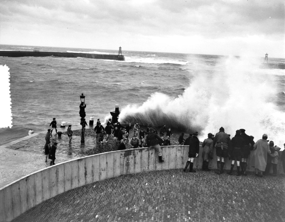 Golven, stormen, Bestanddeelnr 907-5198