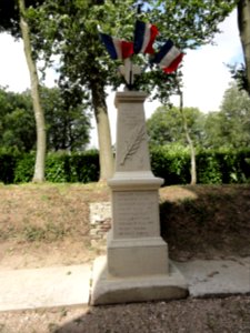 Gonzeville (Seine-Mar.) monument aux morts