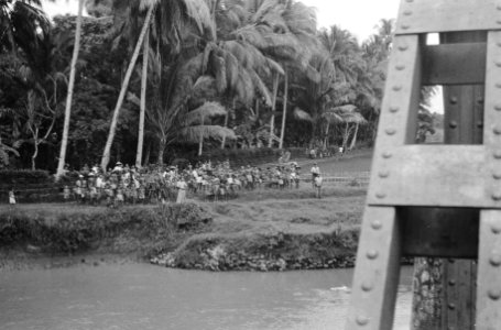 Gombong Op 24 april 1948 werden te Gombong 400 krijgsgevangenen aan de republie, Bestanddeelnr 1639-3-2