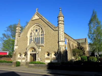 Godalming United Church, Bridge Road, Godalming (April 2015) (2)