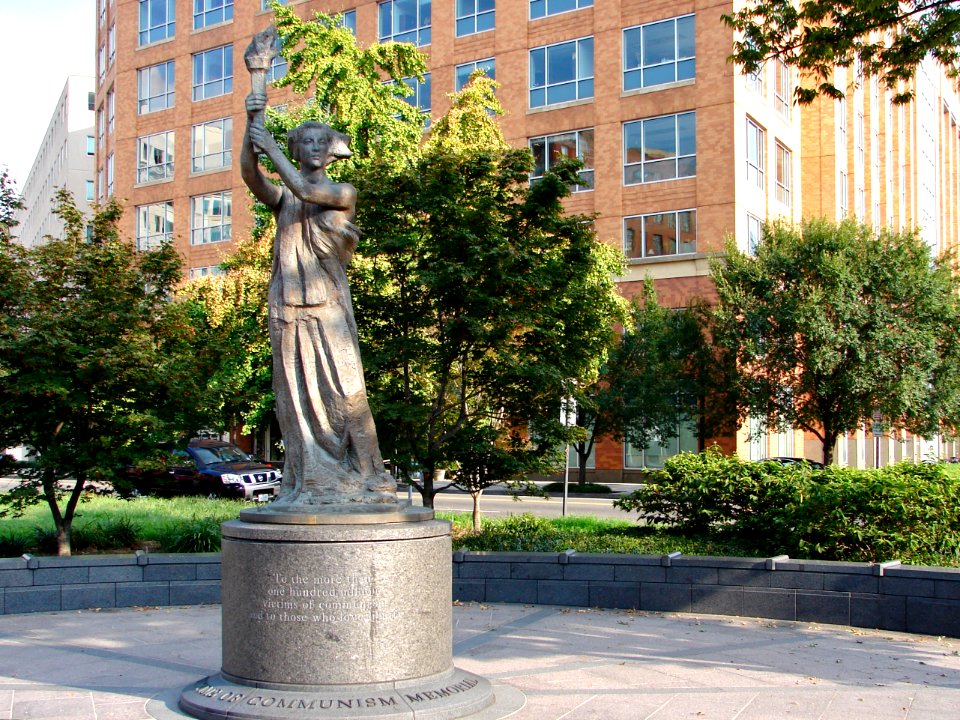 Goddess of Democracy DC just say NO to censorship