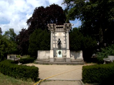 Goethe-Denkmal, Herrengarten, Darmstadt, Totale