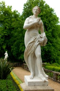 Goddess, sculptor unknown, Italy, 1700-1800 - Waddesdon Manor - Buckinghamshire, England - DSC07862