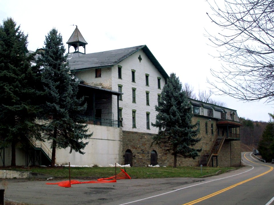 Gold Seal Winery Apr 11