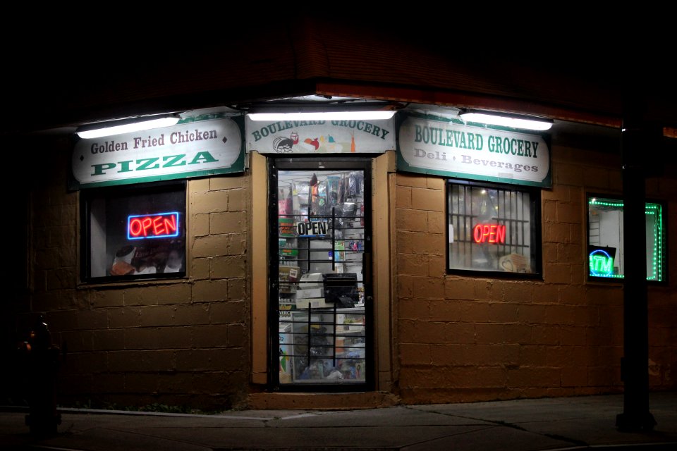 Golden Fried Chicken & Pizza in Albany, New York