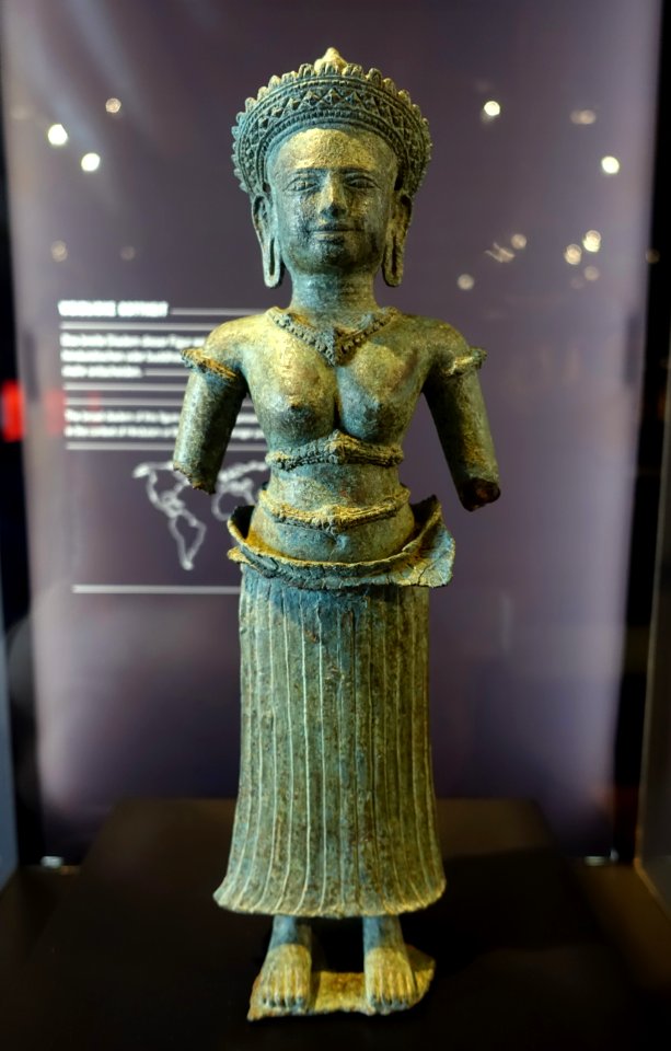 Goddess, Cambodia, Angkor period, 10th century AD, bronze - Rautenstrauch-Joest-Museum - DSC00255