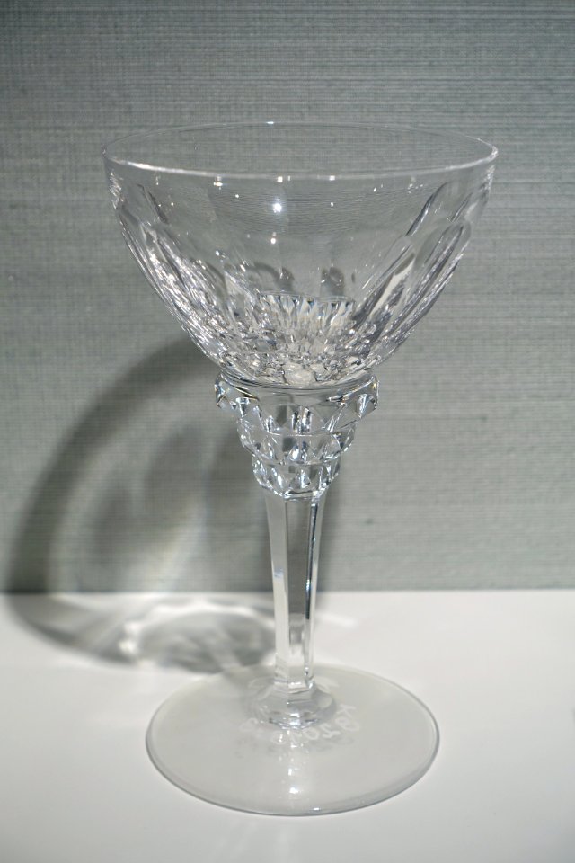 Goblet by Jan Eisenloeffel, Krisalunie, Maastricht, after 1929, crystal glass - Hessisches Landesmuseum Darmstadt - Darmstadt, Germany - DSC00781