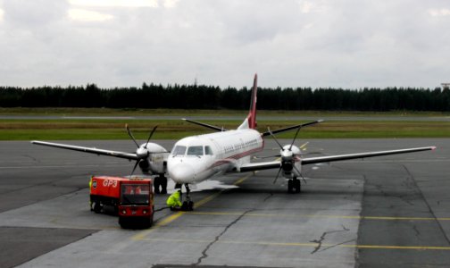 Golden Air Saab 2000 Oulu 20130702