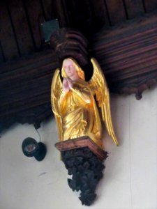 Golden angel, Uppingham 05