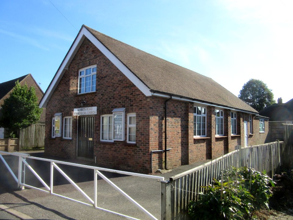 Gordon Road Evangelical Church, Gordon Road, Hailsham (September 2016) (2)