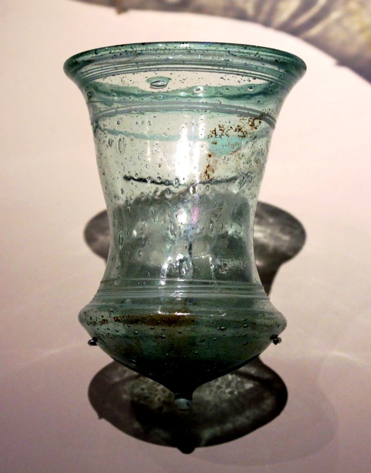 Gobelet caréné Calvados 6ème siècle Expo Cluny 27122017
