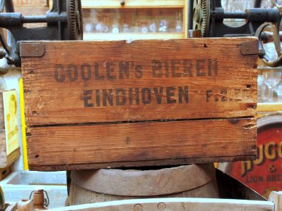 Goolens Bieren houten bier krat, Eindhoven foto 1