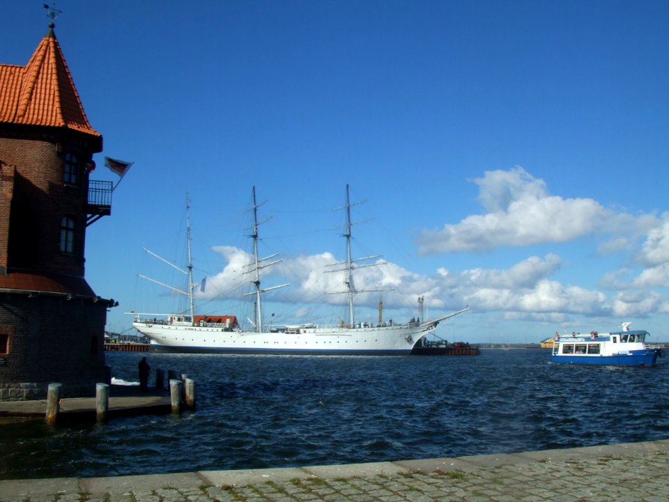 Gorch Fock I + Lotsenhaus Stralsund