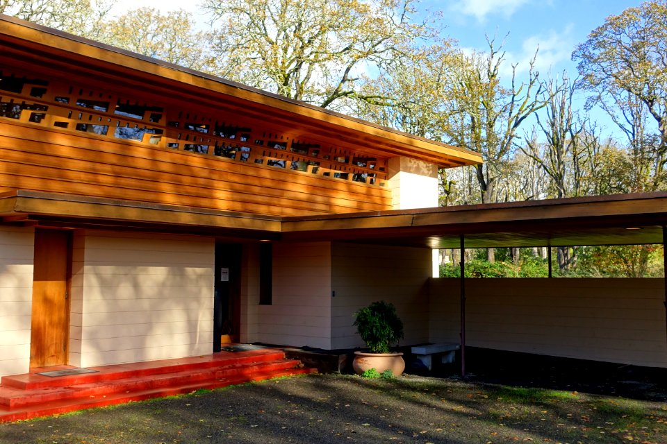 Gordon House by Frank Lloyd Wright - Oregon Garden - Silverton, Oregon -