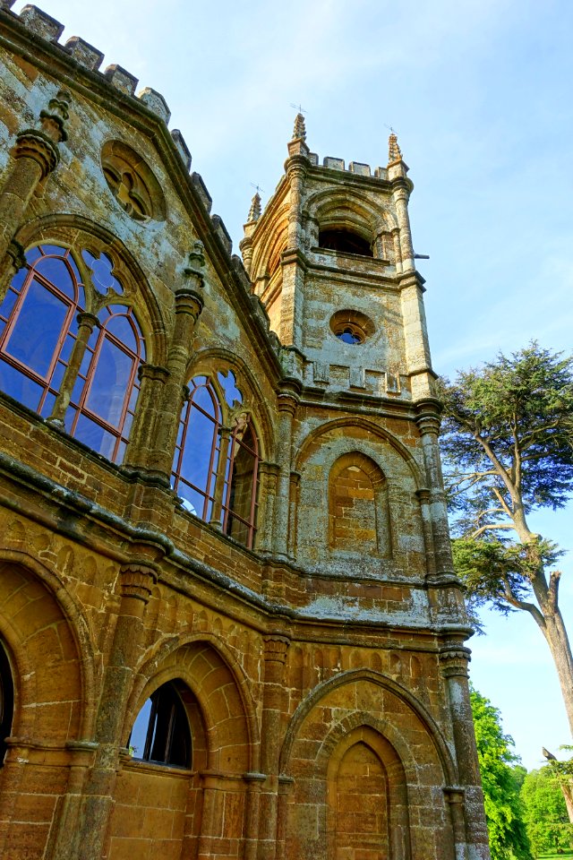 Gothic Temple, Stowe - Buckinghamshire, England - DSC06524