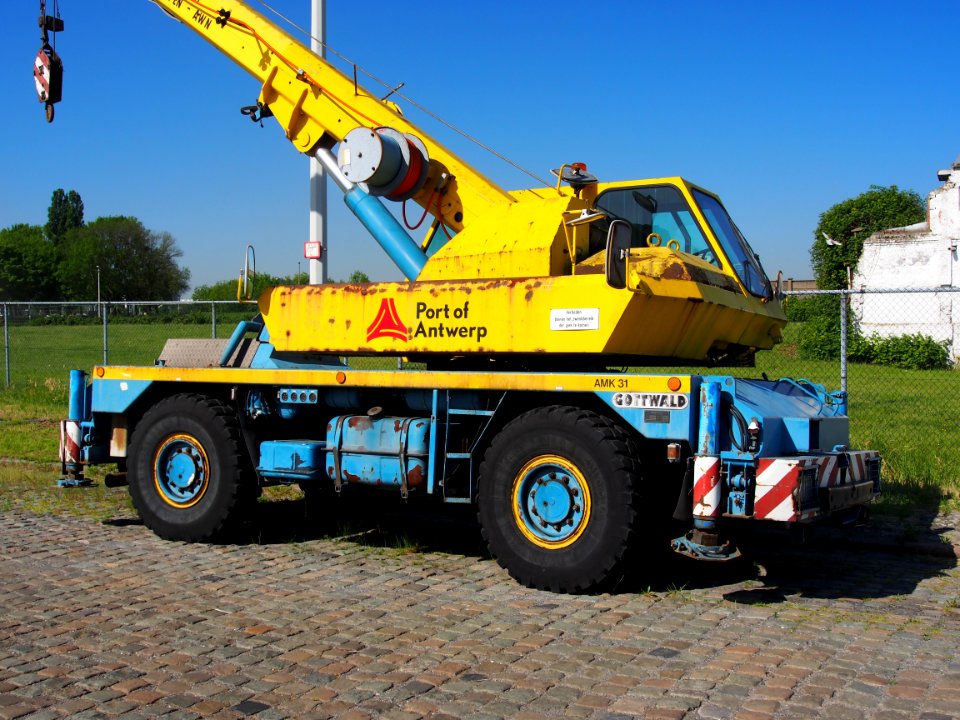 Gottwald crane (1987) Port of Antwerp, pic7