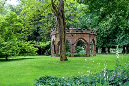 Gothick Aviary, Renishaw Hall - Derbyshire, England - DSC02193