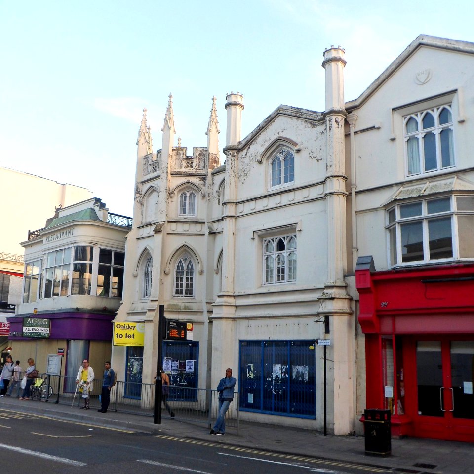 Gothic House, 95–96 Western Road, Brighton (NHLE Code 1381101) (October 2013)