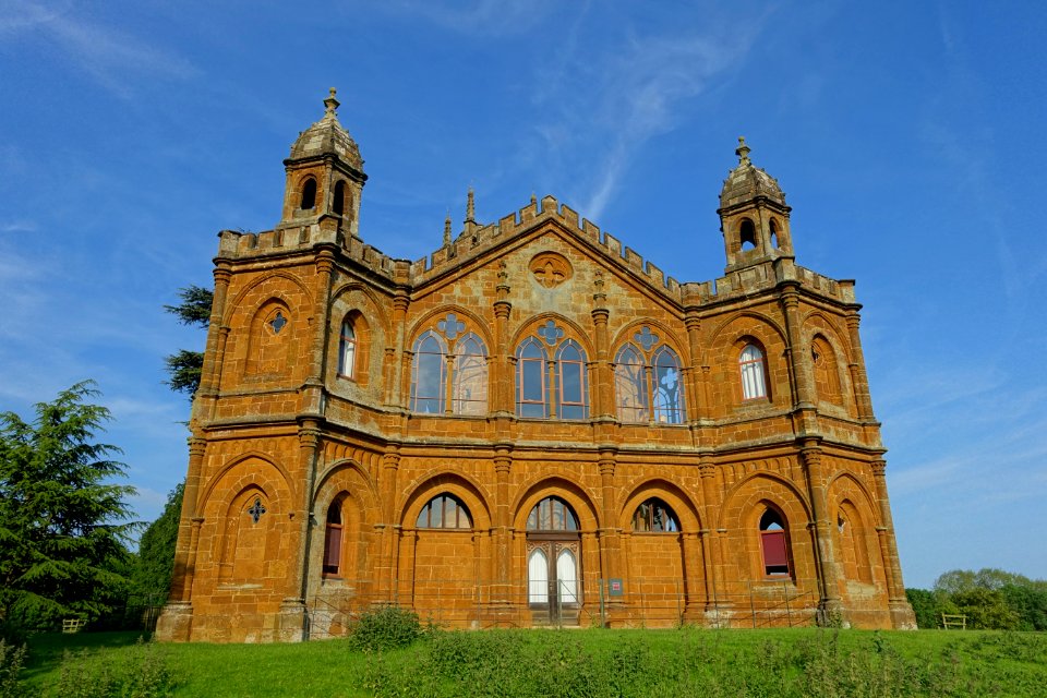 Gothic Temple, Stowe - Buckinghamshire, England - DSC06502