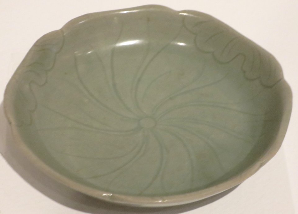 Goryeo dynasty dish, Honolulu Museum of Art, accession 36