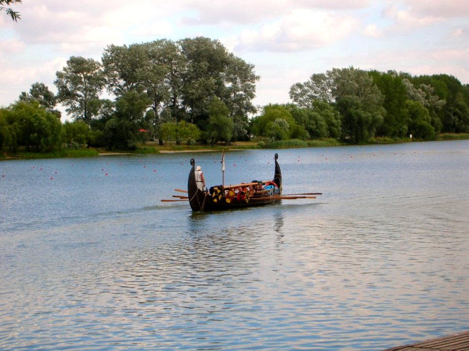Gopło Kruszwica łódź wikingów