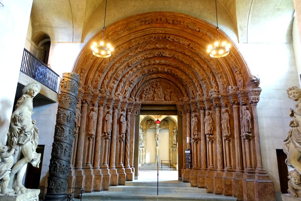 Golden Portal, Church of Our Lady, Freiburg, Germany, c. 1230, plaster replica c. 1901-1903 - Adolphus Busch Hall - Harvard University - DSC05721