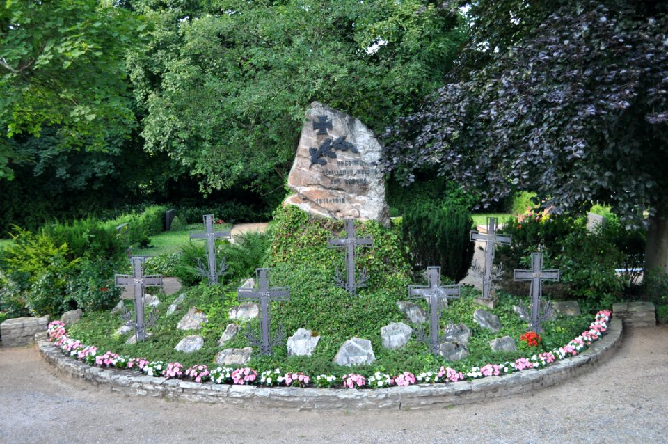 Gonzenheim, Friedhof, Ehrenmal