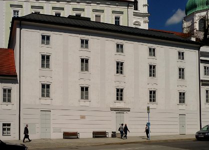 Gottfried-Schäffer-Straße 4