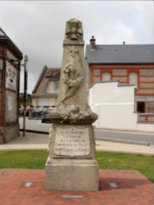 Gonneville-la-Mallet (Seine-Maritime) monument aux morts
