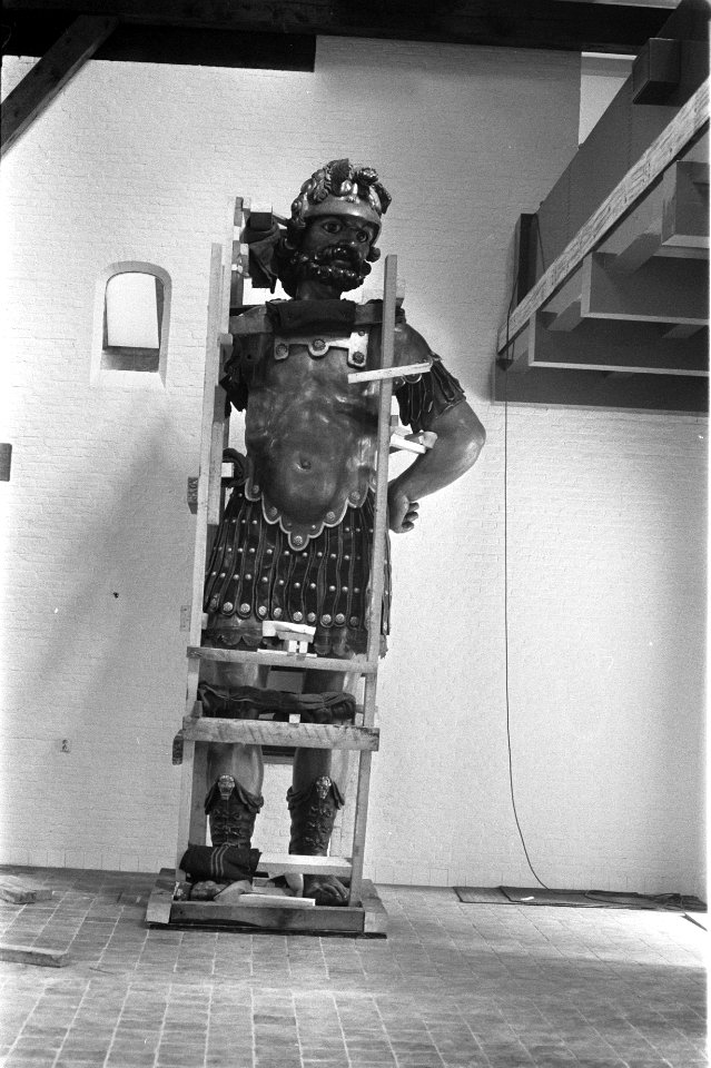 Goliath in het Amsterdams Historisch Museum (voormalig Burgerweeshuis) in de ste, Bestanddeelnr 922-8130