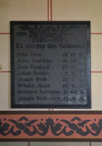 Goldhausen, Katholische Kirche, Gefallenendenkmal
