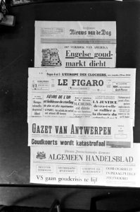Goudaankopen veroorzaken onrust. Koppen in twee Nederlandse dagbladen en in een , Bestanddeelnr 921-1679