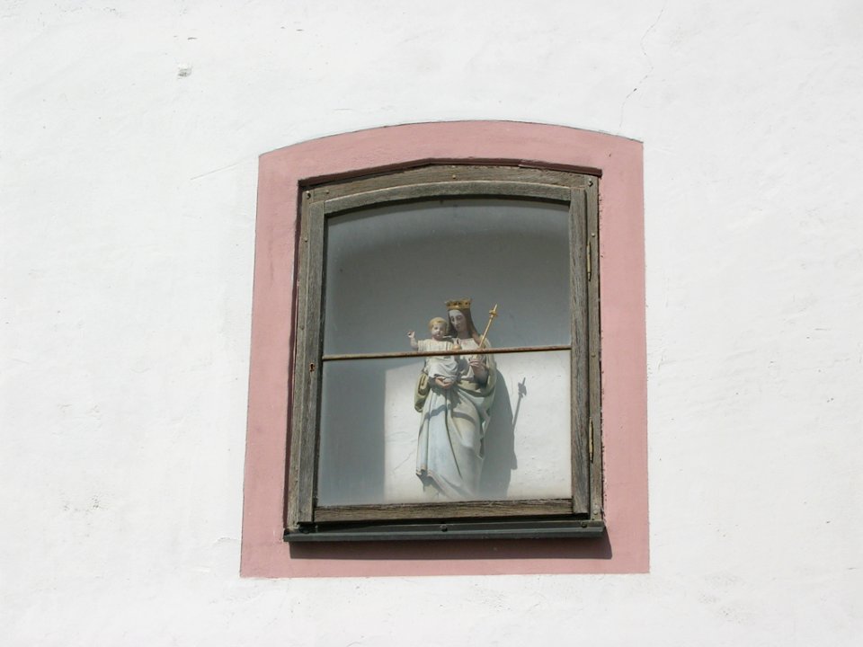 Gottesackergasse Eichstätt -Madonna an Klostergebäude Notre Dame