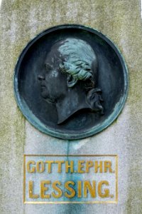 Gotthold Ephraim Lessing grave - Dom- und Magnifriedhof - Braunschweig, Germany - DSC04245