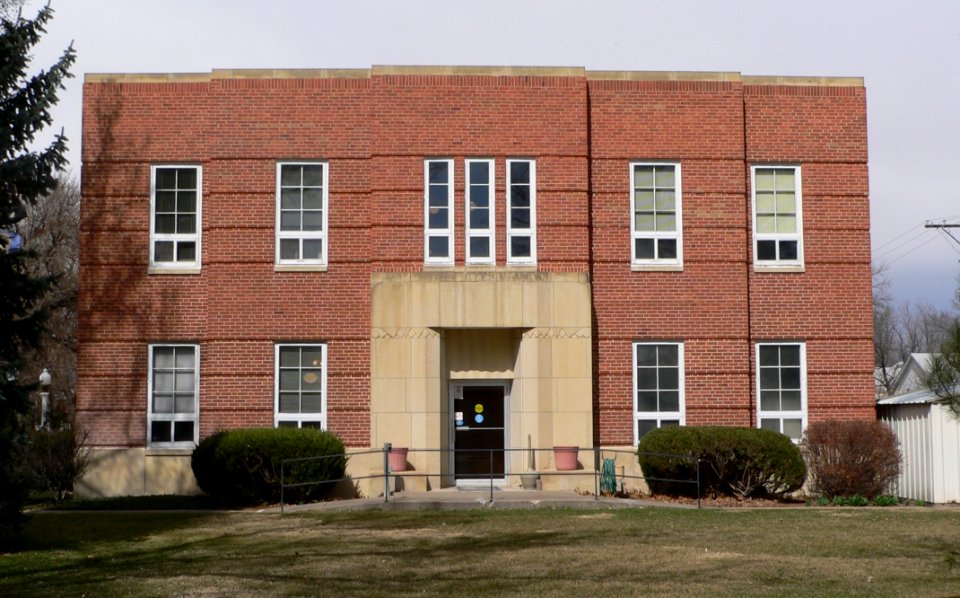 Gosper County courthouse from S